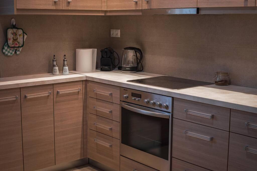 Λabirinthia Apartment Athens Luaran gambar